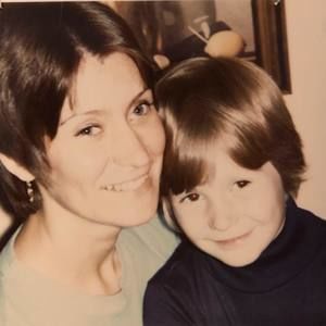 Meet your Posher, Paula